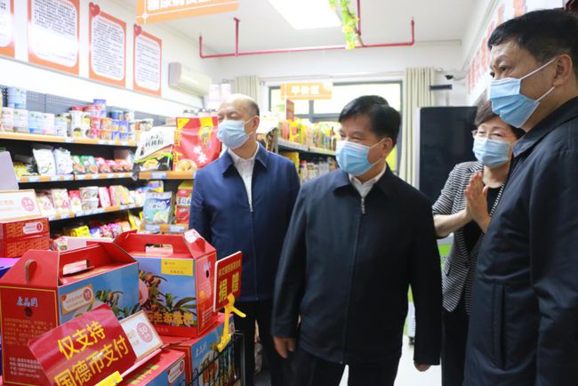 國家民政部李紀恒部長(cháng)一行蒞臨福州市國德老年康養中心視察(圖9)