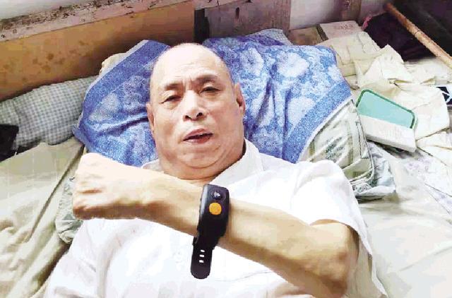 奎文在濰州路街道試點(diǎn)探索“智慧養老”服務(wù)平臺(圖1) 奎文在濰州路街道試點(diǎn)探索“智慧養老”服務(wù)平臺(圖1)