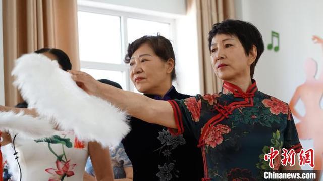 甘肅省政協(xié)聚焦智慧養老 建言“適老化”產(chǎn)品保護個(gè)人隱私(圖1) 甘肅省政協(xié)聚焦智慧養老 建言“適老化”產(chǎn)品保護個(gè)人隱私(圖1)